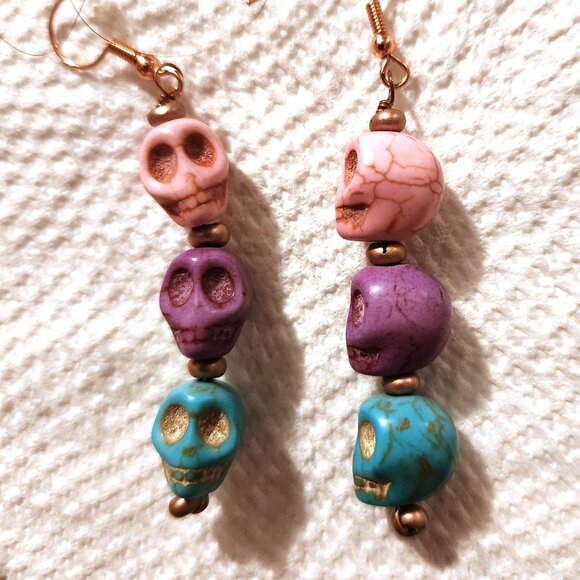 Hand Crafted Skull Earrings and Bracelet Bundle NEW - Picture 2 of 8